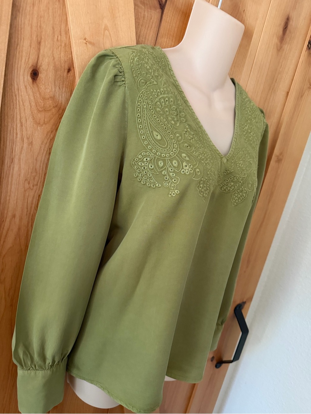 Joie Olive Green Embroidered Boho Blouse Romantic Prairie Western Cottagecore, M - Picture 4 of 11